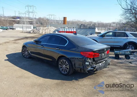 2018 BMW 530I xDrive z USA, uszkodzony, nr VIN WBAJA7C52JWA71717